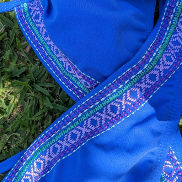 Beautiful Blue Bikini (XS) - Picture 2 of 3